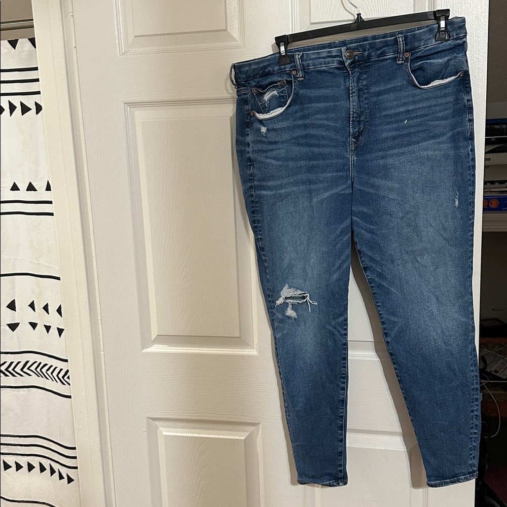 American Eagle Outfitters Luxe Blue Jeans